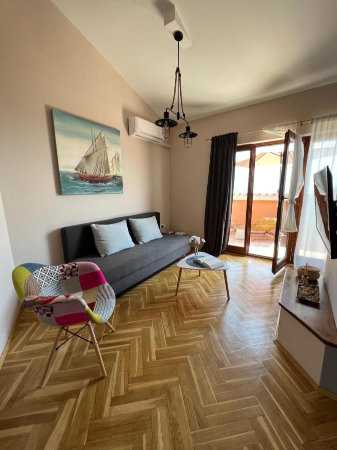 Apartman Maroon 로브란 외부 사진