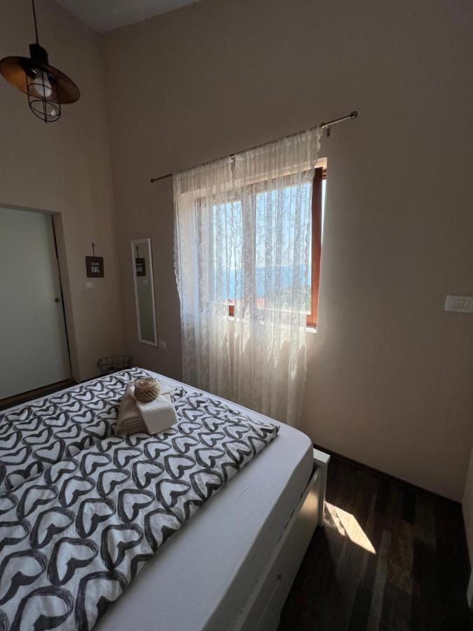 Apartman Maroon 로브란 외부 사진